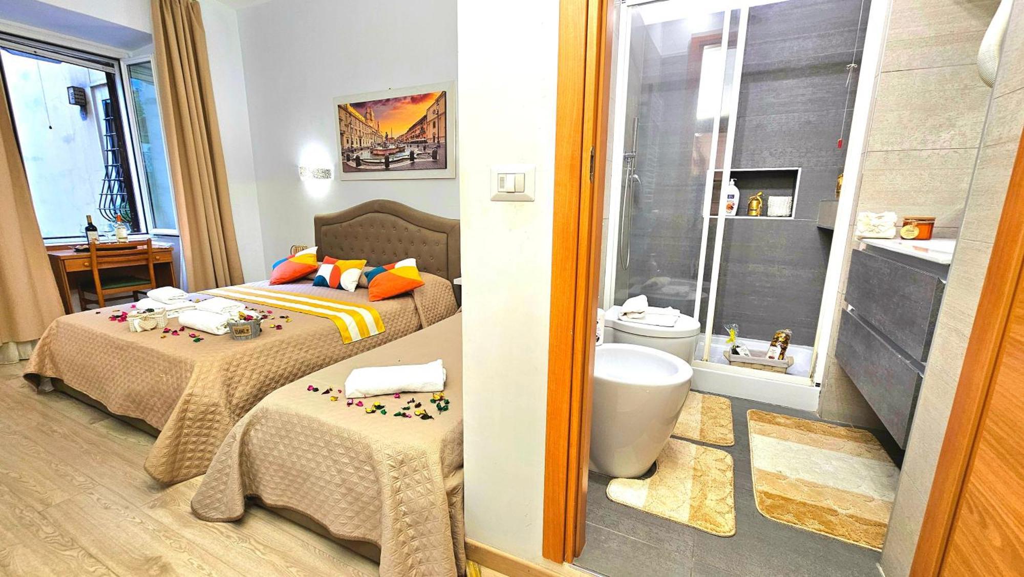 A Casa Simpatia Roma - Free Parking If You Book 4 Nights Bed & Breakfast ภายนอก รูปภาพ