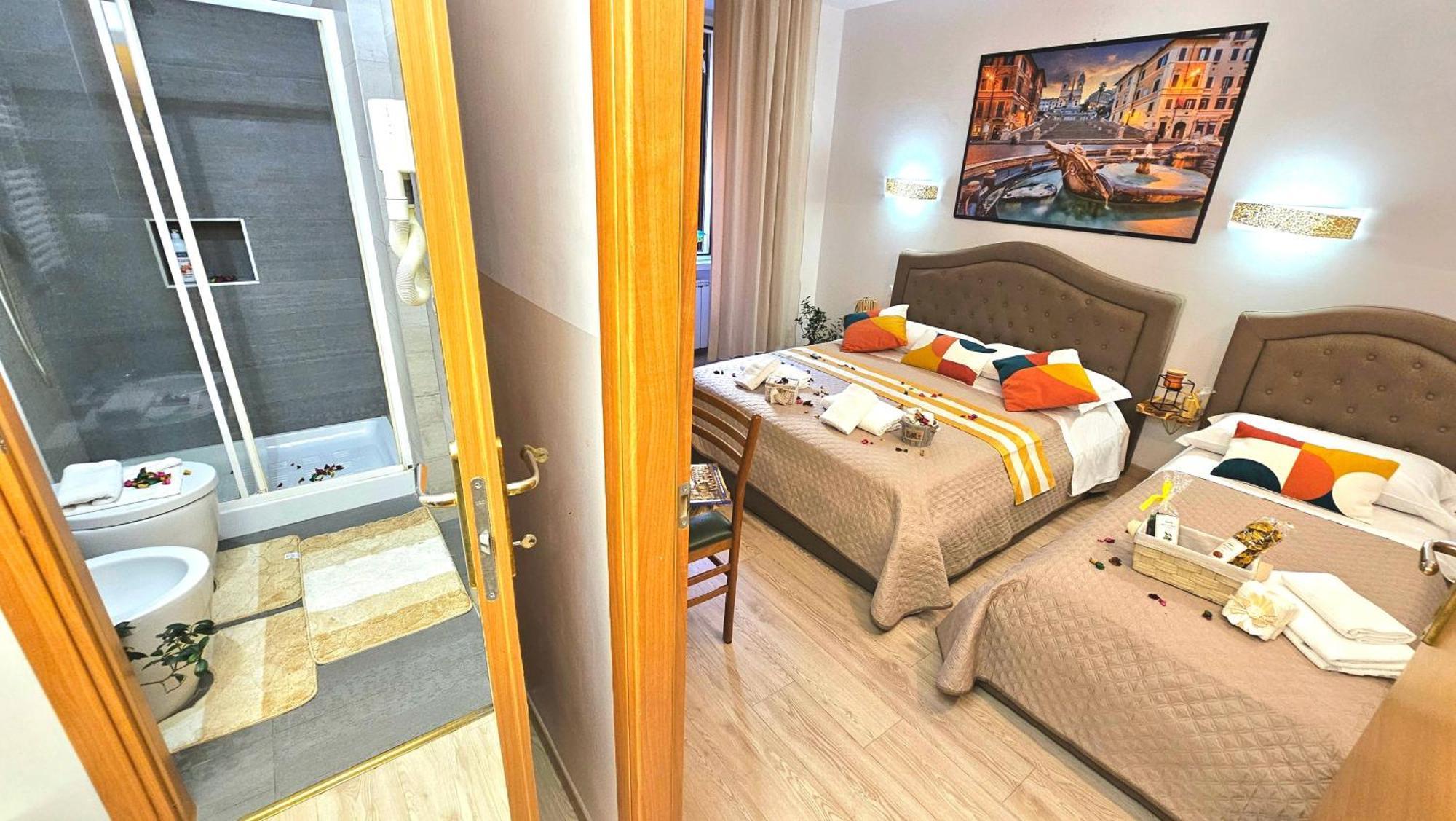 A Casa Simpatia Roma - Free Parking If You Book 4 Nights Bed & Breakfast ภายนอก รูปภาพ