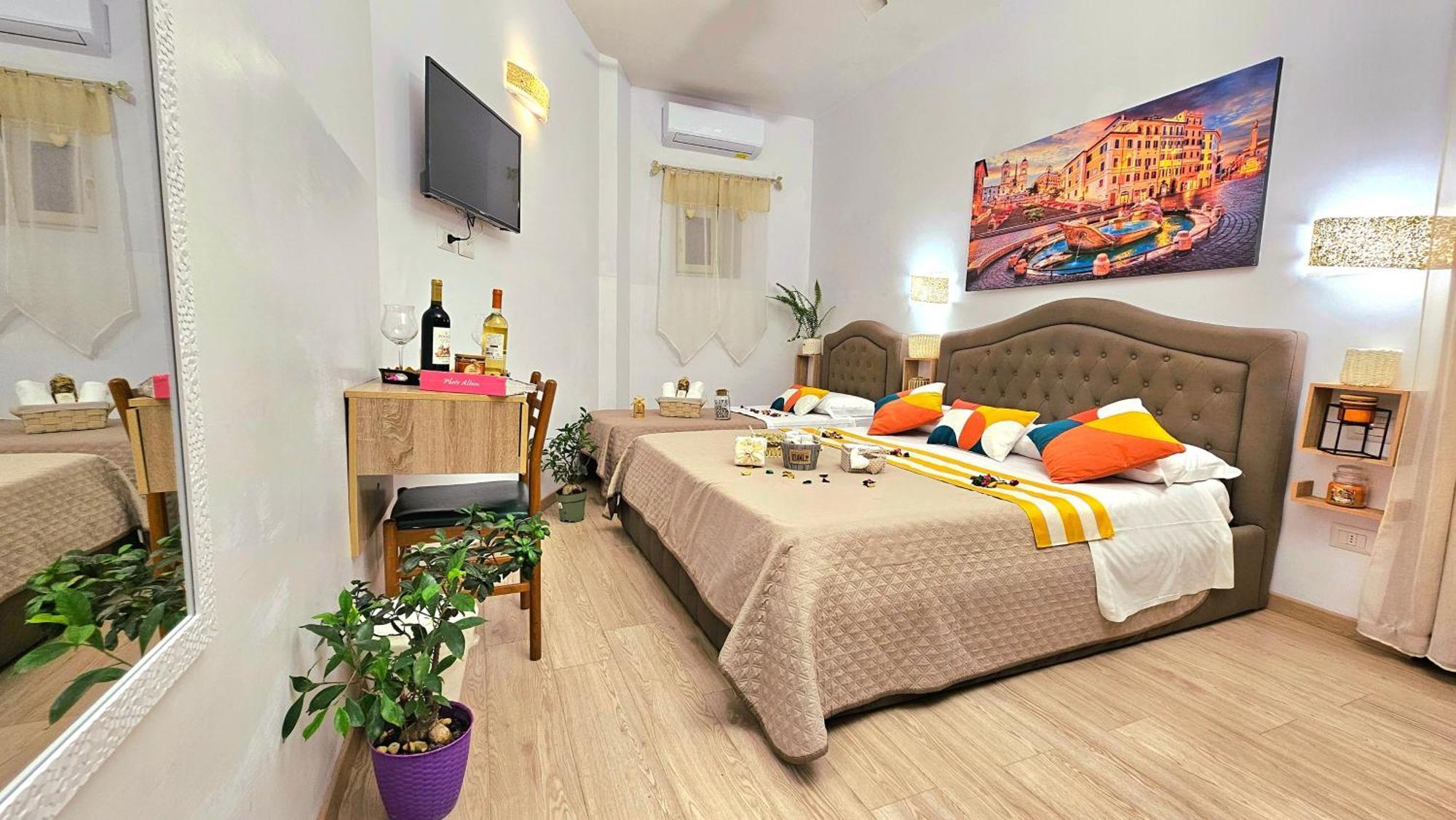 A Casa Simpatia Roma - Free Parking If You Book 4 Nights Bed & Breakfast ภายนอก รูปภาพ