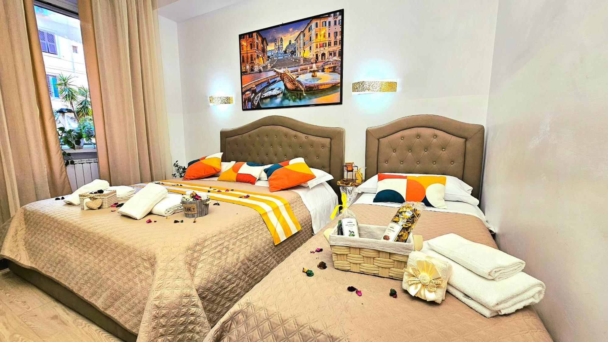 A Casa Simpatia Roma - Free Parking If You Book 4 Nights Bed & Breakfast ภายนอก รูปภาพ