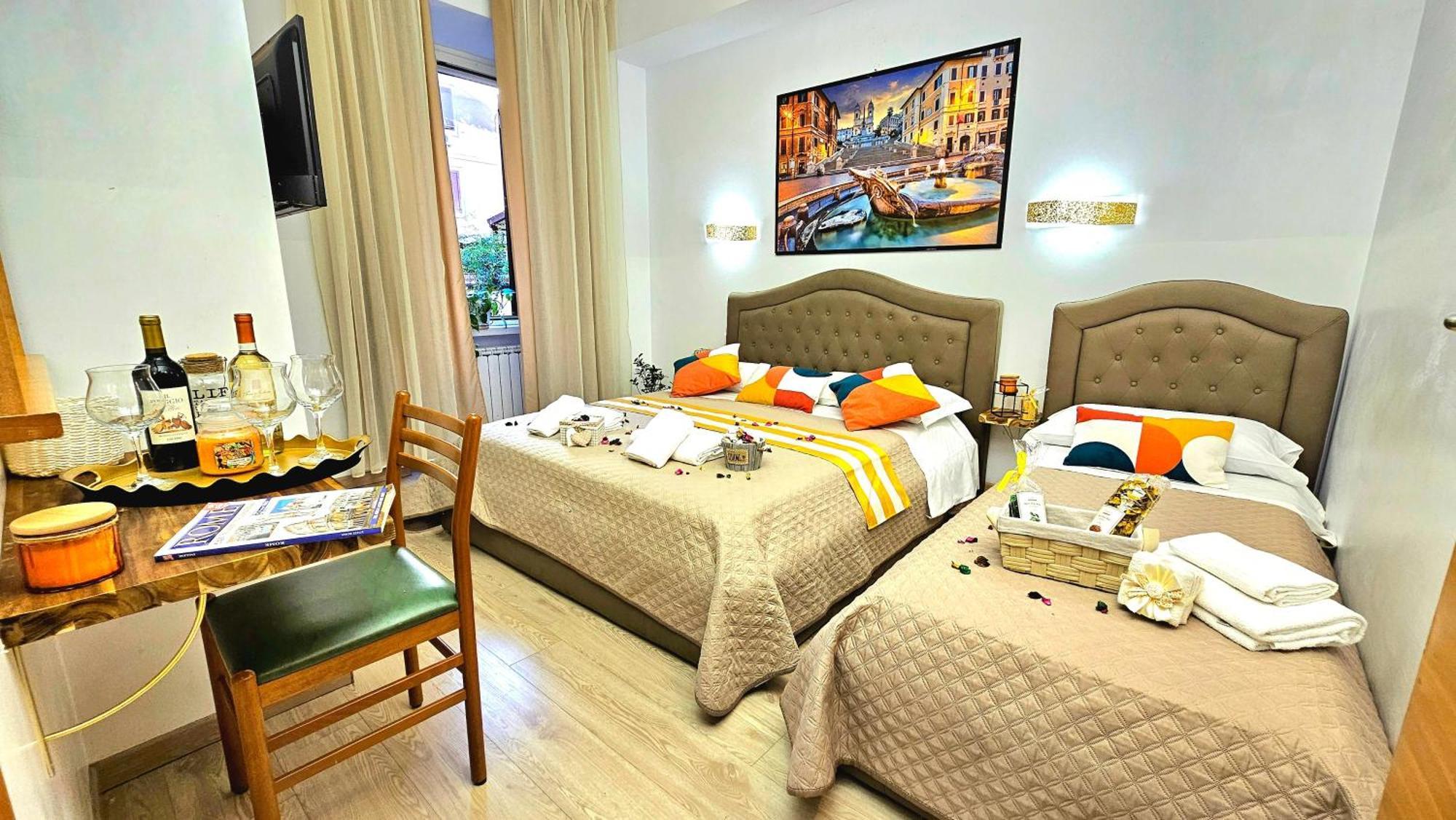 A Casa Simpatia Roma - Free Parking If You Book 4 Nights Bed & Breakfast ภายนอก รูปภาพ